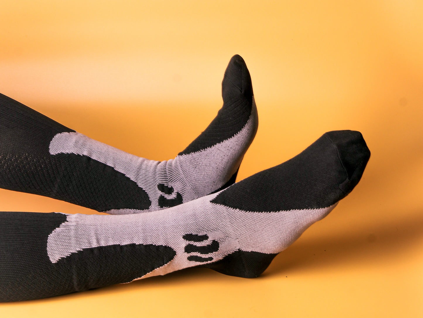 AKATA: Ergonomic Socks