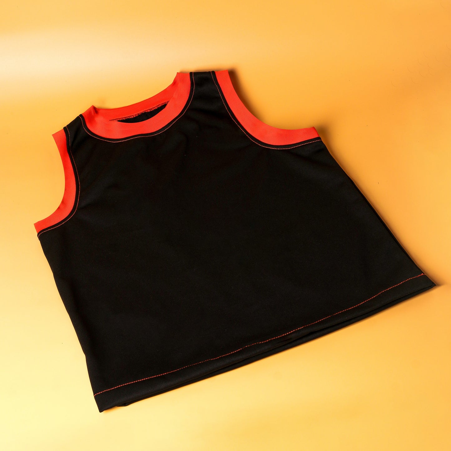 AKATA: Tank top
